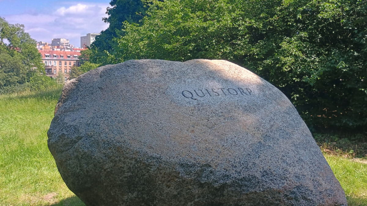 Der Quistorp-Gedenkstein im Kasprowicz-Park