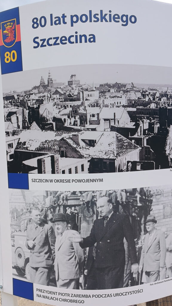 Ausstellungsfotos (Nachkriegsstettin), 
Foto: © Brygida Helbig, 2025