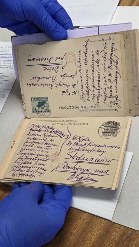Postkarte von Stanisław Ignacy Witkiewicz (Witkacy) im Literaturmuseum. Foto: © Brygida Helbig