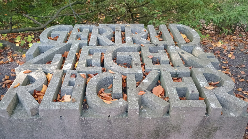 Grabstein von Gertrud Ziegenrücker. Foto: © Brygida Helbig